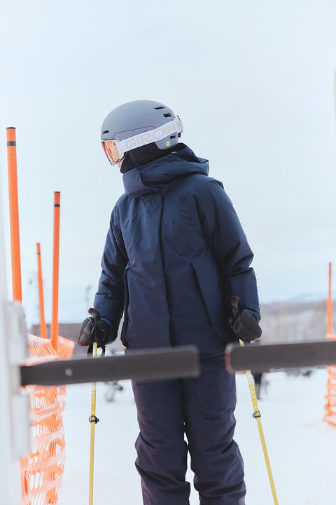 Model wearing the GW16300 W's GORE-TEX Down Jacket